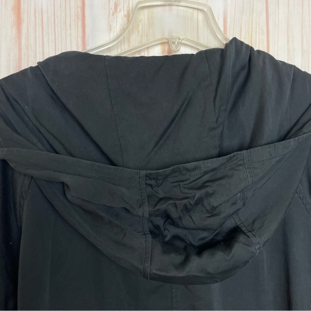 Black Hooded Pullover Jacket - Picture 10 of 11